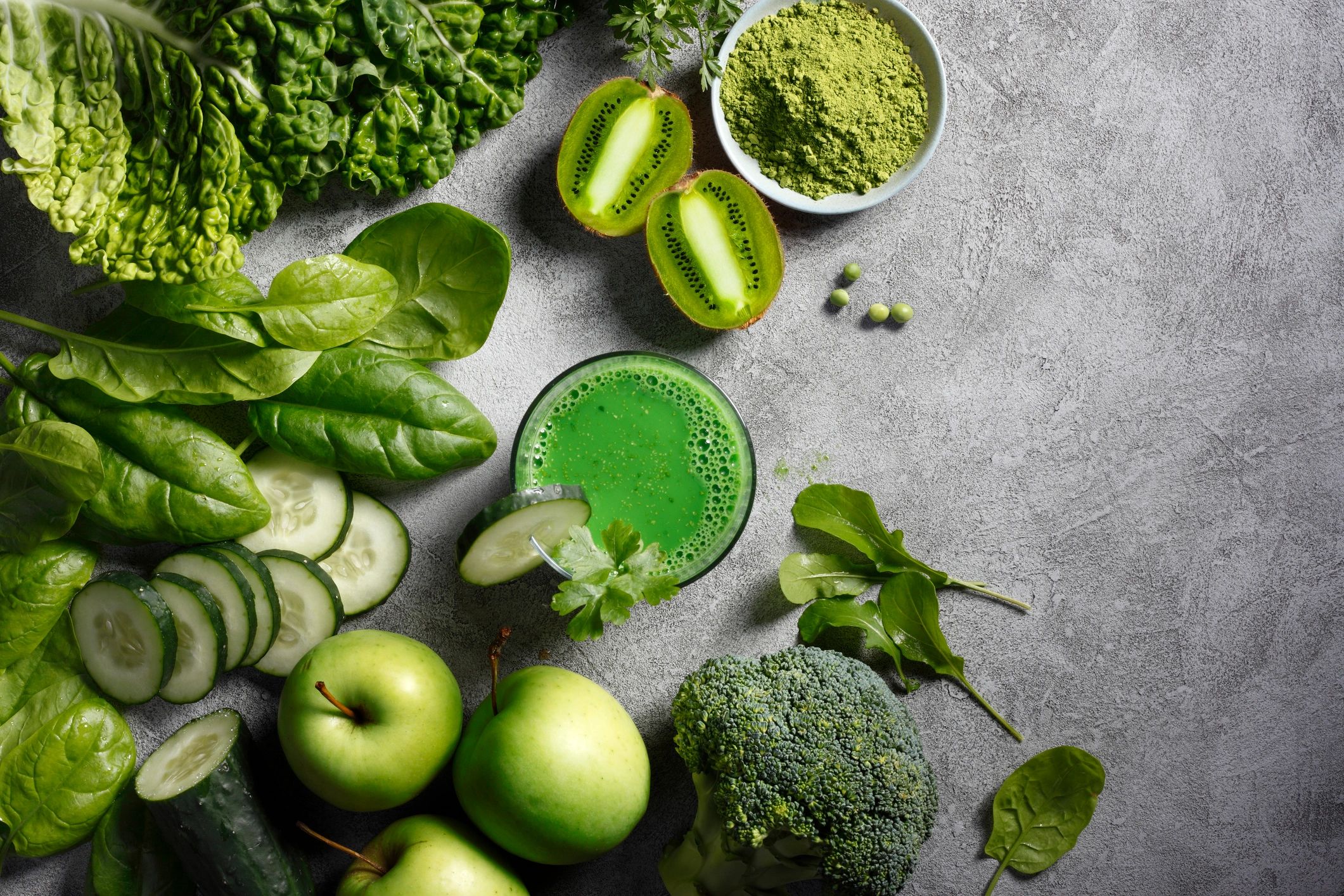 green superfood powder packaging